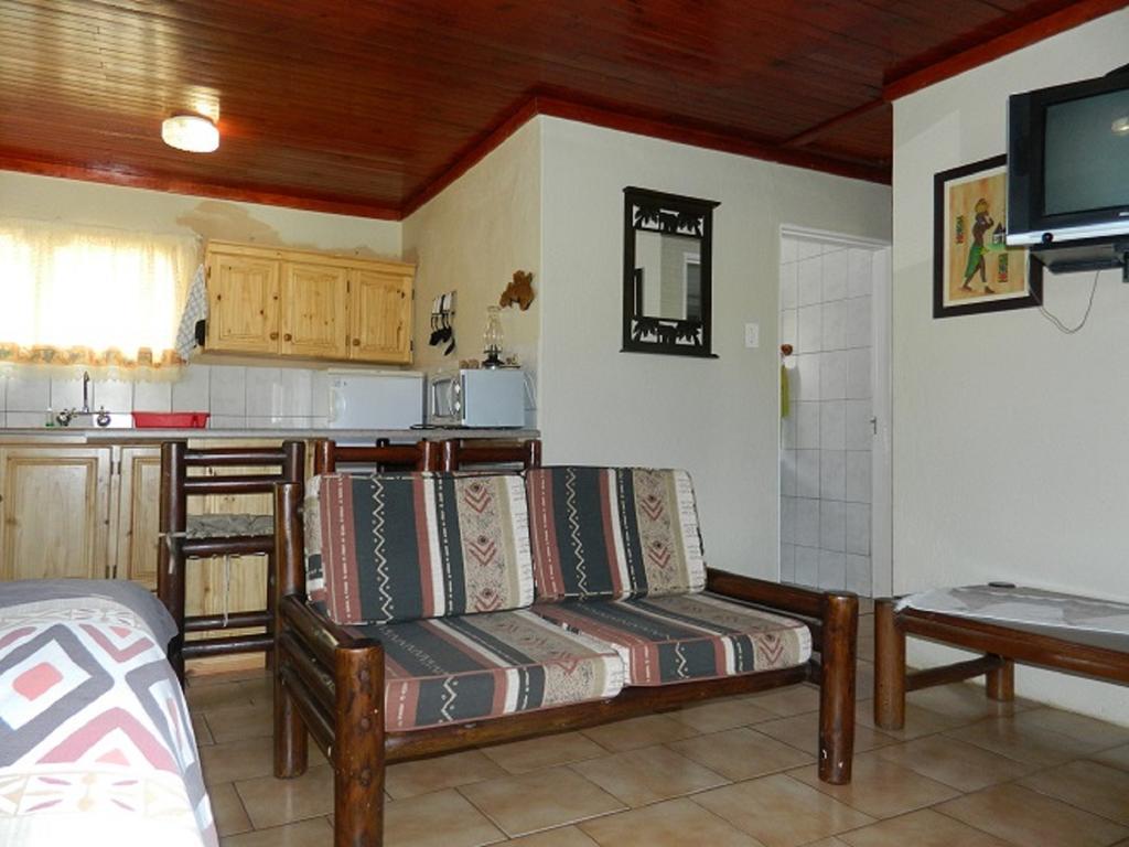 Blue Swallow Chalets Villa Graskop Exterior photo